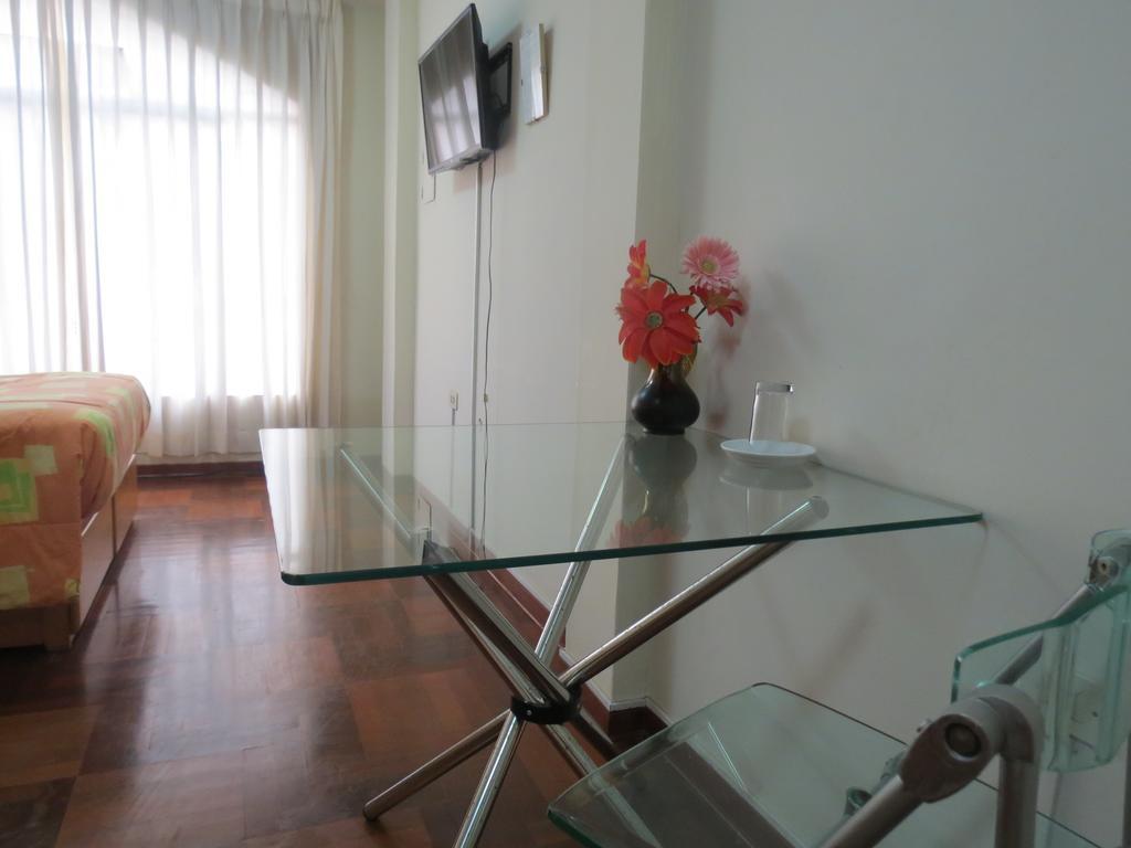 Bed and Breakfast Residencial El Sol De Los Pinos Trujillo Exterior foto
