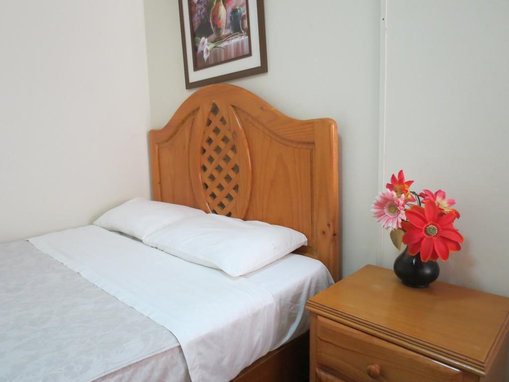 Bed and Breakfast Residencial El Sol De Los Pinos Trujillo Exterior foto