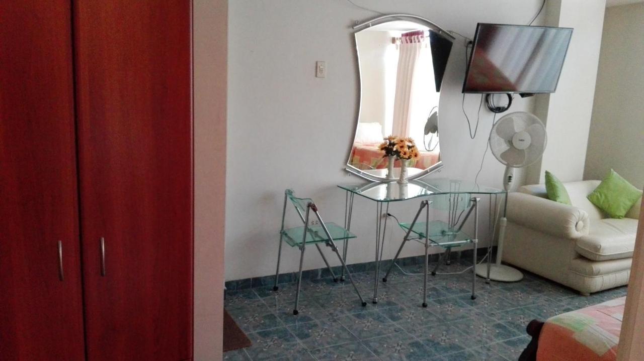 Bed and Breakfast Residencial El Sol De Los Pinos Trujillo Exterior foto